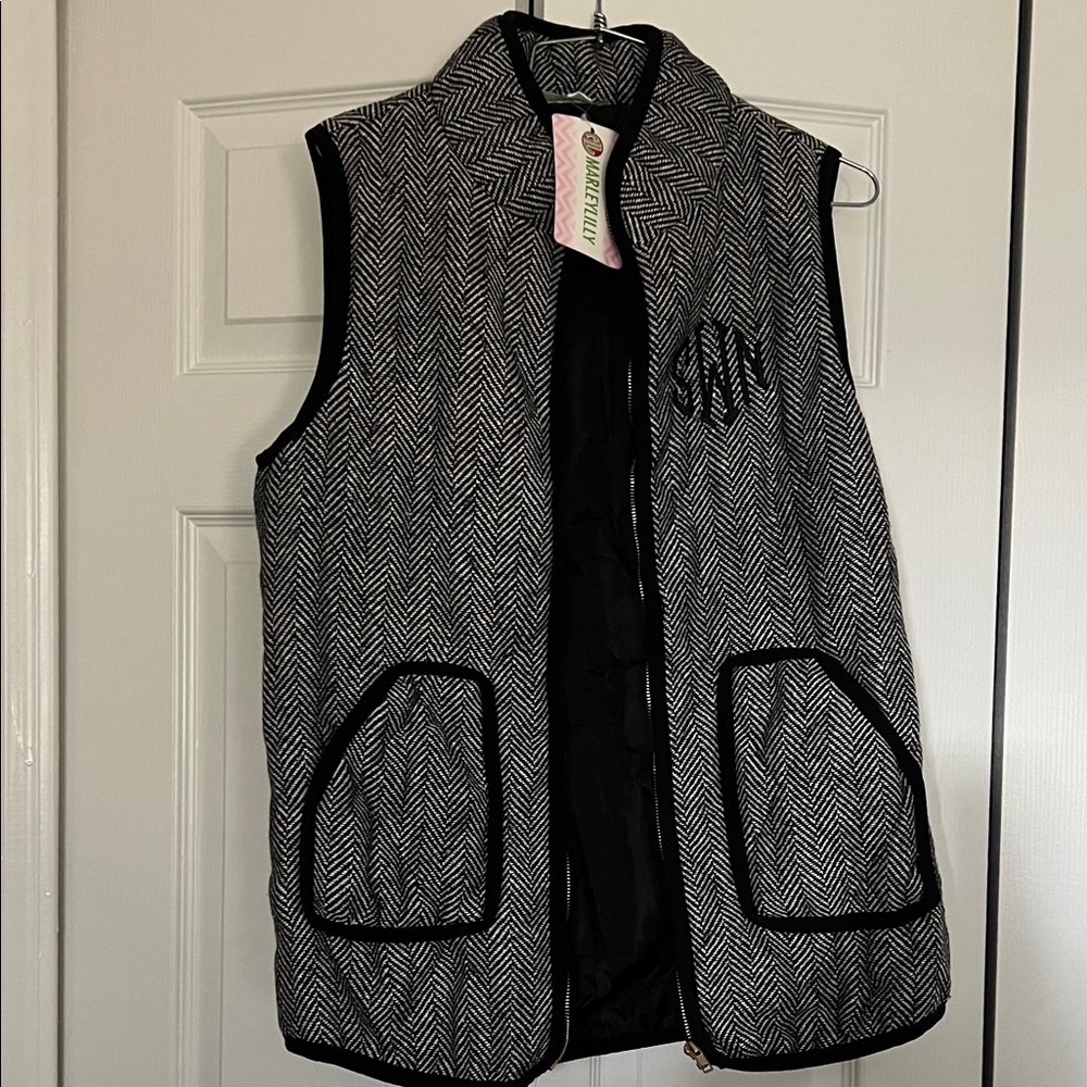 sWn monogram Women's Black and White Herringbone Vest